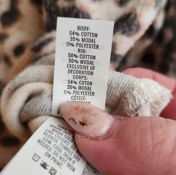 Aerie- Leopard Crew Neck Sweatshirt - Picture 5 of 5